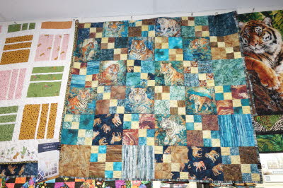 Dawn's Quilt Shop 12-13-25 (13)